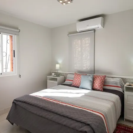 Rocas Rojas By Villagrancanaria *