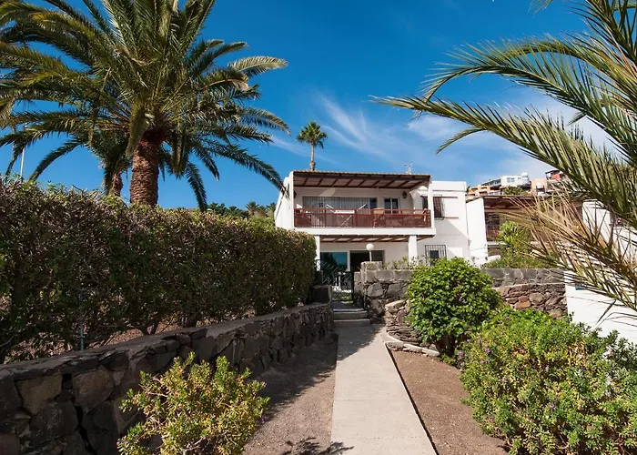 Rocas Rojas By Villagrancanaria Holiday home *